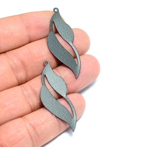 Black Leaf Charms  , Black Leaf Pendant , 0.5x16x44 mm , Findings    BL164