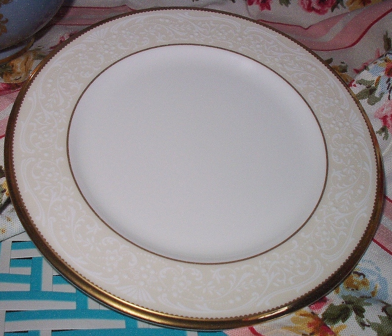 Noritake White Palace Bread and Butter Plate - Thumbnail 2