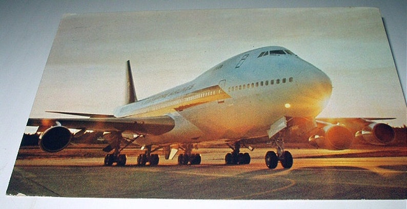 Airplane Jumbo Jet SIA 747 B Singapore Airlines Vintage Used 1975 Hong Kong Postcard