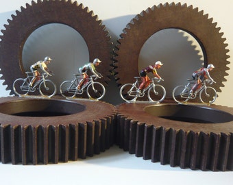Set of 4 Metal Cycling Toys Tour de France Vintage Bicycle Toys Metal Cyclists Collectibles Salza 1950s