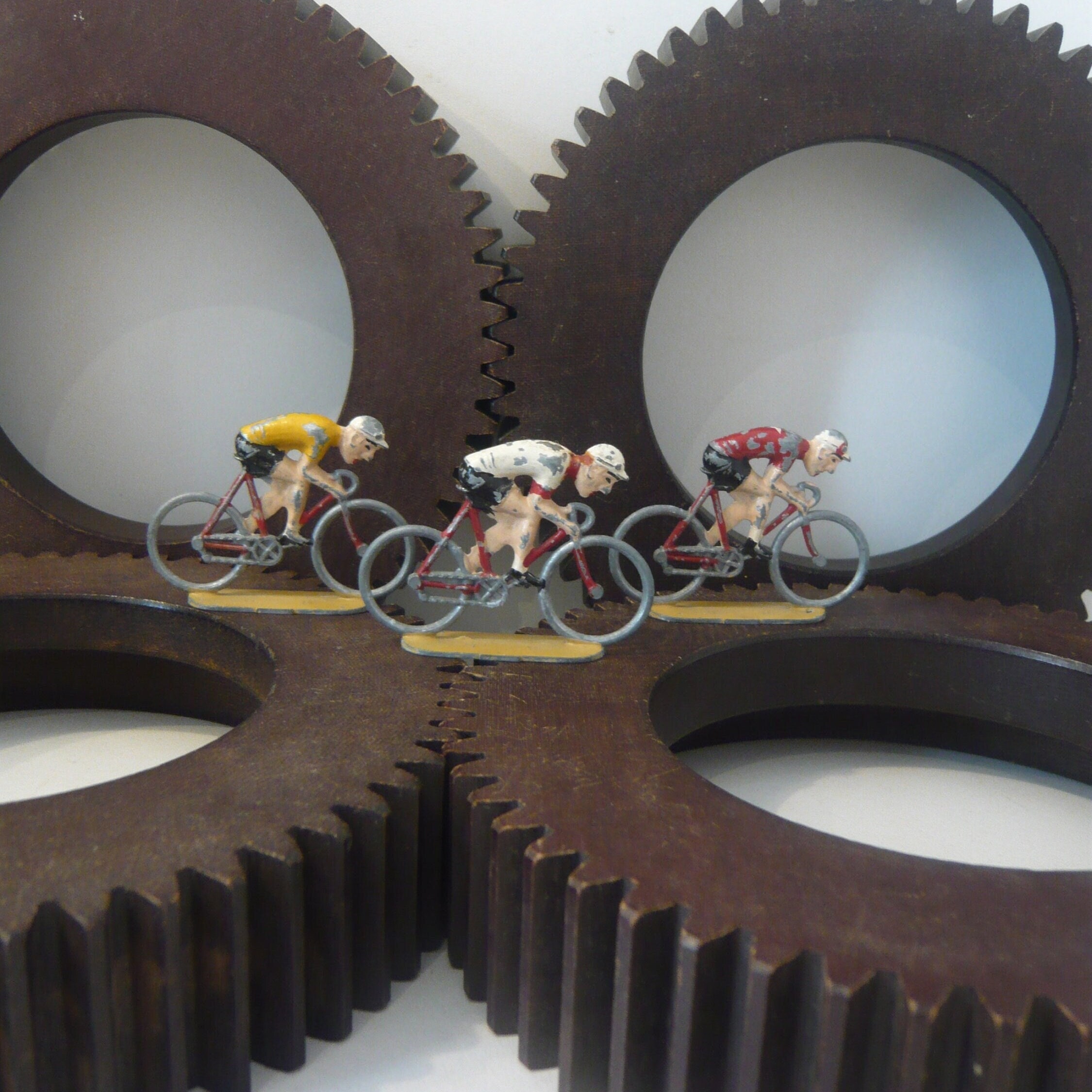 Figurines Cyclistes Cofalu 1962 - Tour De France Complet (16 Figurines Peintes Main)