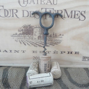 Vintage Corkscrew Wine Bottle Opener Three Finger Pull Corkscrew French Eyebrown Corkscrew 1910-1920s