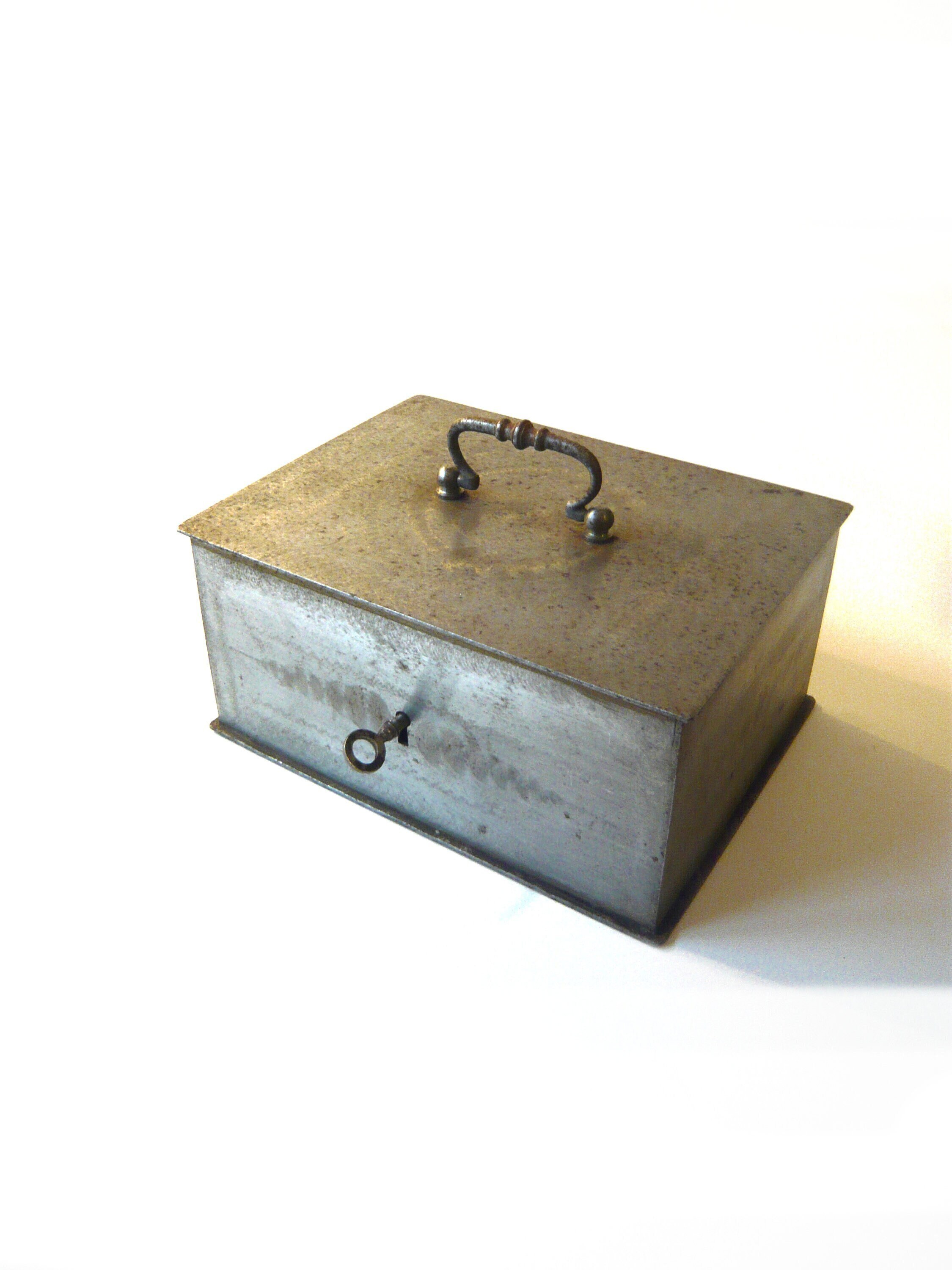 Caja fuerte con su llave Caja metálica pequeña con asa y llave Hucha  vintage Caja metálica Caja secreta Años 50 -  España