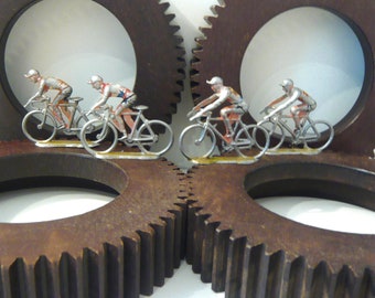 Set of 4 Metal Cycling Toys Tour de France Vintage Bicycle Toys Metal Cyclists Collectibles Salza 1950s