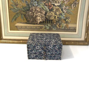 Antique fabric covered box French Vintage fabric box French haberdashery box Drawers box 1950s image 4
