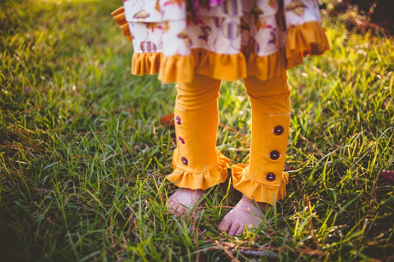 Söta leggings med knappar, direkt nedladdning i PDF-format, sömnadsmönster i stretchigt tyg, byxor för flickor, storlekar 3-6 M till 10 bild 2