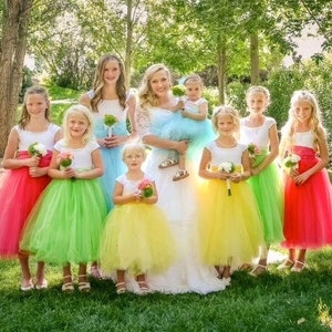 PDF Schnittmuster für Kleid mit Flügelärmeln für Mädchen (Gr. 3-6M) und Frauen (Gr. XXS bis XXL)