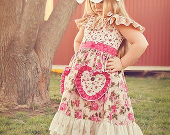 Maggie's First Crush Vestido de niña con hombros descubiertos, volantes y bolsillo en forma de corazón, descarga instantánea, patrón de costura en PDF, 6-12 meses a 6
