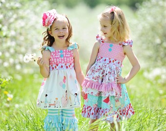 Huckleberry Girl's Flutter Apron Vestido o Top Descarga Instantánea PDF Patrón de Costura Tutorial, Tallas 3-6M a 10