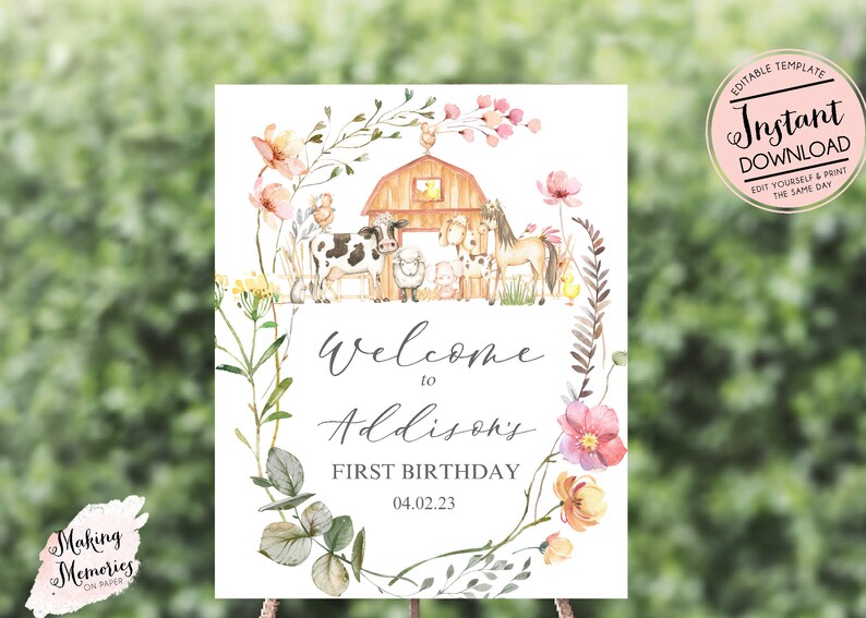 K&ouml;nnte beinhalten: Druckbarer Willkommens-Schild f&uuml;r eine erste Geburtstagsparty mit einem Bauernhof-Thema. Das Schild zeigt eine Aquarell-Illustration eines Stalls, Tieren und Blumen. Der Text lautet "Willkommen zu Addison's First Birthday 04.02.23".