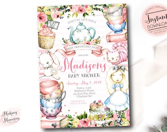 Puede incluir: Una invitación caprichosa para un baby shower con ilustraciones de Alicia en el país de las maravillas. El diseño incluye una tetera, tazas de té, un conejo y el Gato de Cheshire. El texto de la invitación dice "Madisons BABY SHOWER".