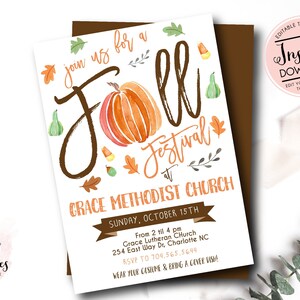K&ouml;nnte beinhalten: Eine Einladung im Aquarellstil f&uuml;r ein Herbstfest mit einem orangefarbenen K&uuml;rbis, Herbstbl&auml;ttern und dem Text "Fall Festival at Grace Methodist Church". Enth&auml;lt Veranstaltungsdetails und RSVP-Informationen. Das Design befindet sich auf wei&szlig;em Hintergrund mit einem braunen Umschlag.