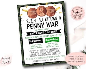 Op de afbeelding: Een groene en bruine camouflage-flyer met de tekst "1...2...3...4... WE DECLARE A PENNY WAR" in zwart en groen. De flyer is voor een penny-oorlog-inzameling op North Crest Elementary School van 15 tot 22 augustus. De flyer bevat een puntensysteem voor pennies, nikkels, dubbeltjes en kwartjes.