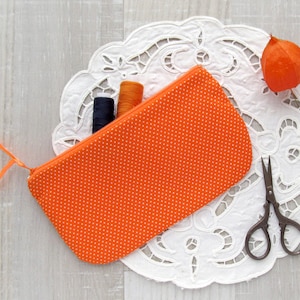Orangefarbener Handarbeitsbeutel, Polka dots Kleingeldbeutel, Reißverschlusstäschchen, Kosmetik-Make-up-Tasche, Mandarinenorange-Mappe, Herbstgeschenk, Schmuckaufbewahrung