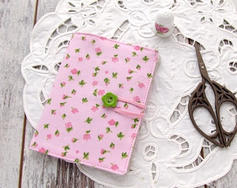 Pink needle book, Sewing case, Floral needle holder, Sewing organizer with flowers, Needlebook, Sewing accessories, Pincushion pink, green