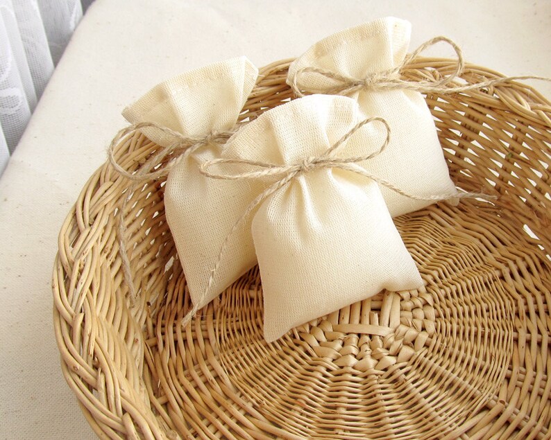 30 Muslin Favor Bags Small Wedding Gift Bags Ivory Candy Etsy