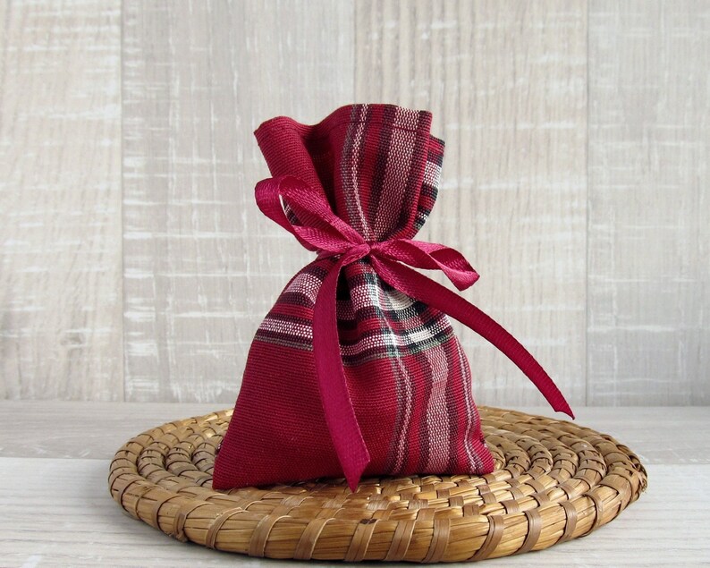 10 Burgundy Gift Bags, Scottish Wedding Favors, Tartan Favor Bags, Red