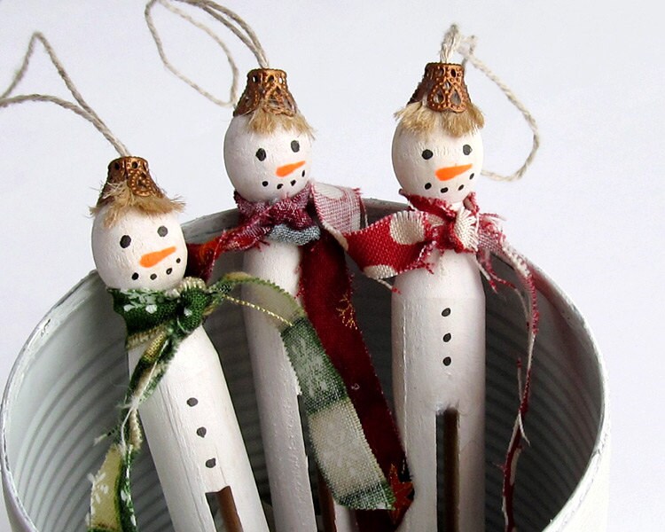 Christmas Snowman Ceramic Silver and White Hat Decoration Ornament Xmas Christmas Snowman Ceramic Silver and White Hat Decoration Ornament Xmas