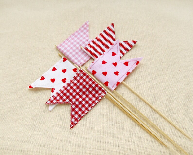 Happy Flags Valentine's Day, red heart, pink decorations handmade SET of 5 image 4