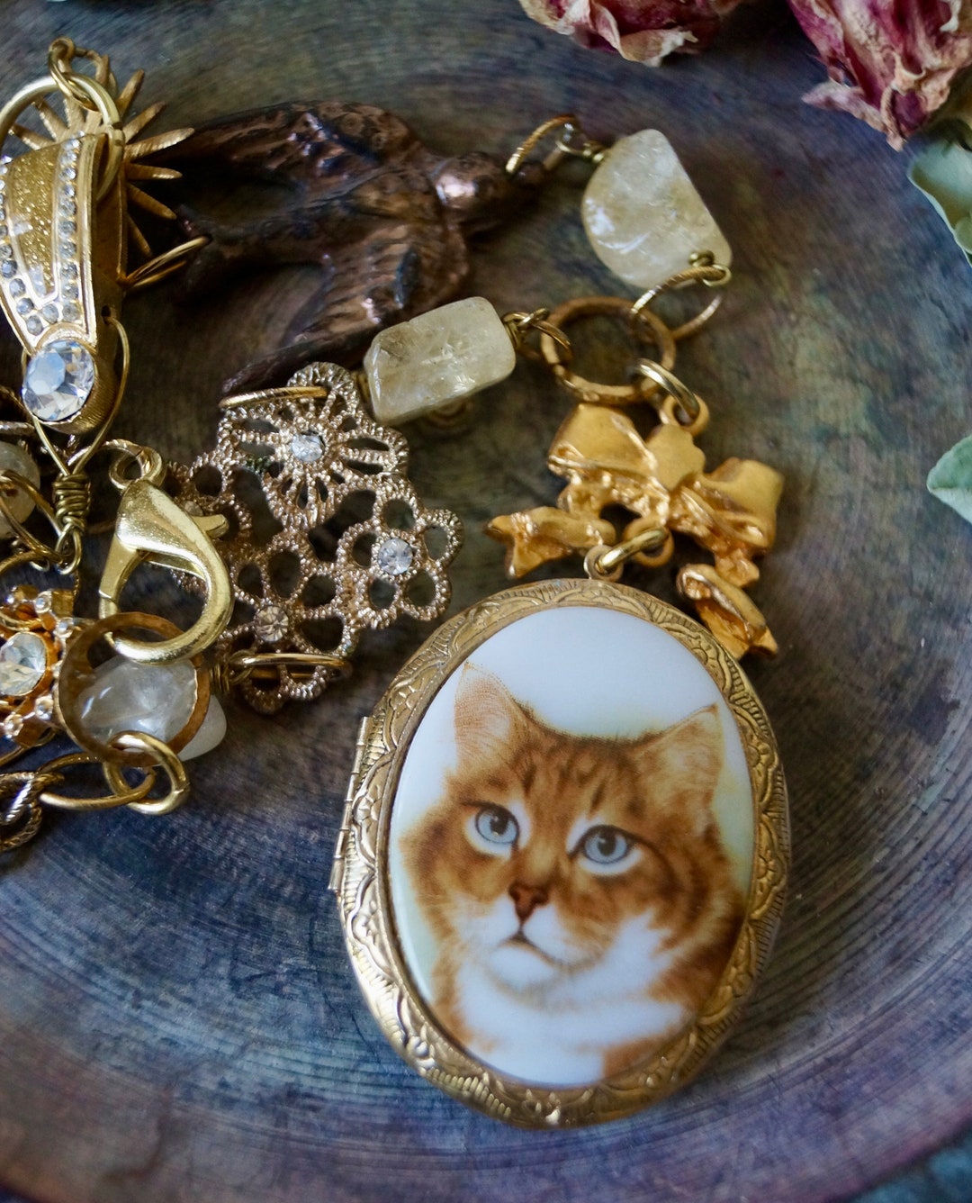 Cat Keepsake Locket Necklace, Cameo Assemblage Necklace, Cat Lover Gift ...