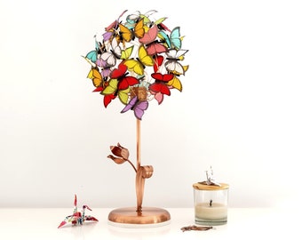 Kupferblumenlampe Jubiläumsgeschenk, Hand gefertigte Schmetterlingslampe, bunte Lampe mit Tole-Blumen, Maximalist-Lampe, Funky-Lampe für sie