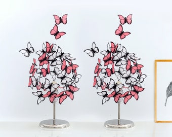 Set mit 2 Original-Metall-Nachttischlampen mit Schmetterlings-Design, stilvolle Wohnakzente, Lampenpaar Butterfly-Thema rosa und weiß