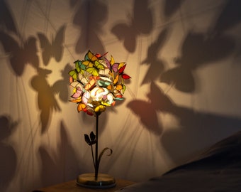 Bloemlamp voor tafel, koperen bloemlamp, gouden tulpenlamp, vlinderschaduwlamp, unieke vlinderregenbooglamp, vintage stijl koperen lamp