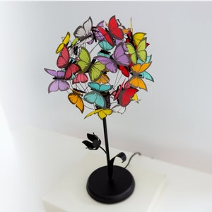 Tulpenblumen-Tischlampe, Akzentblumenlampe der Weinlese, Schmetterlingsliebhaberlampen-Einweihungsgeschenk, Schmetterlings-Schattenlampe, einzigartige Lampe