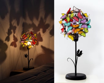 Tulpenblumen-Tischlampe, Akzentblumenlampe der Weinlese, Schmetterlingsliebhaberlampen-Einweihungsgeschenk, Schmetterlings-Schattenlampe, einzigartige Lampe