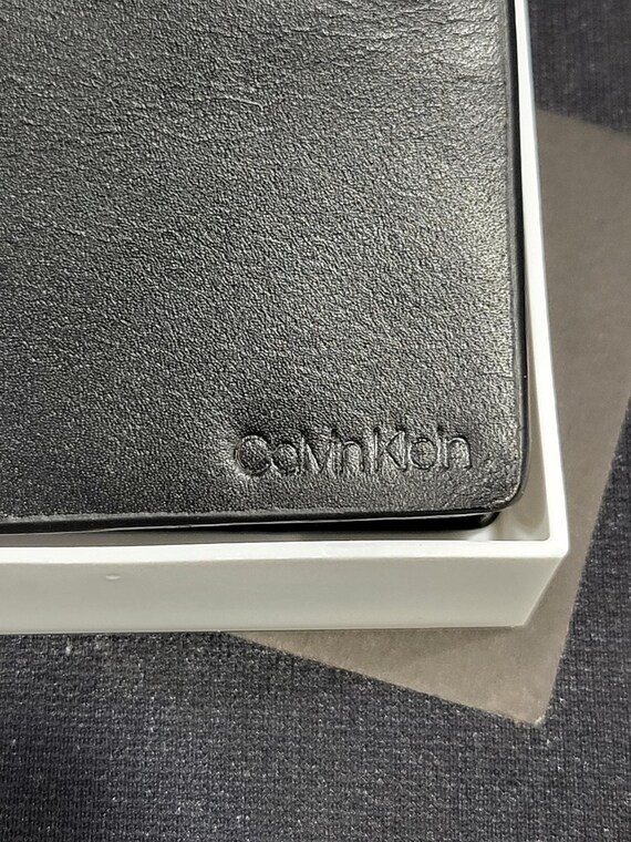 Calvin Klein Bifold Wallet, NIB - image 5