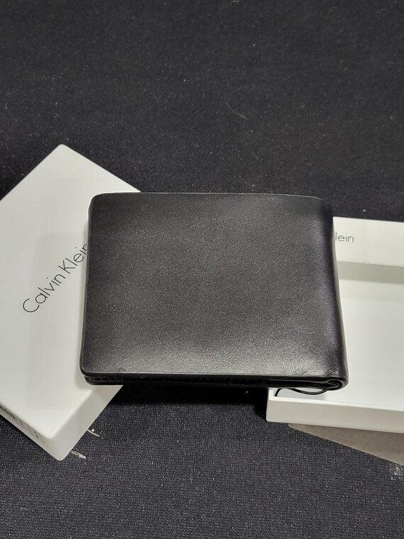 Calvin Klein Bifold Wallet, NIB - image 4