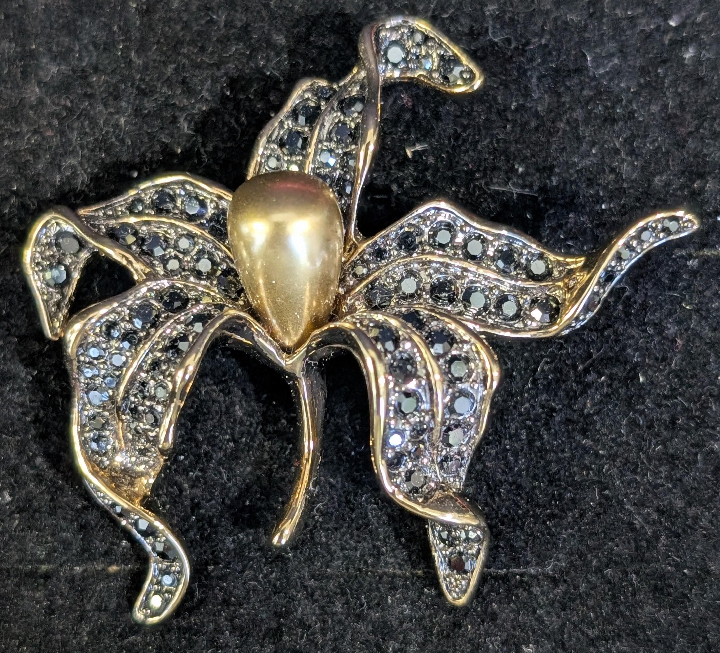 Vintage 1990s KJL Kenneth Jay Lane Pave Rhinestone & Pearl Black