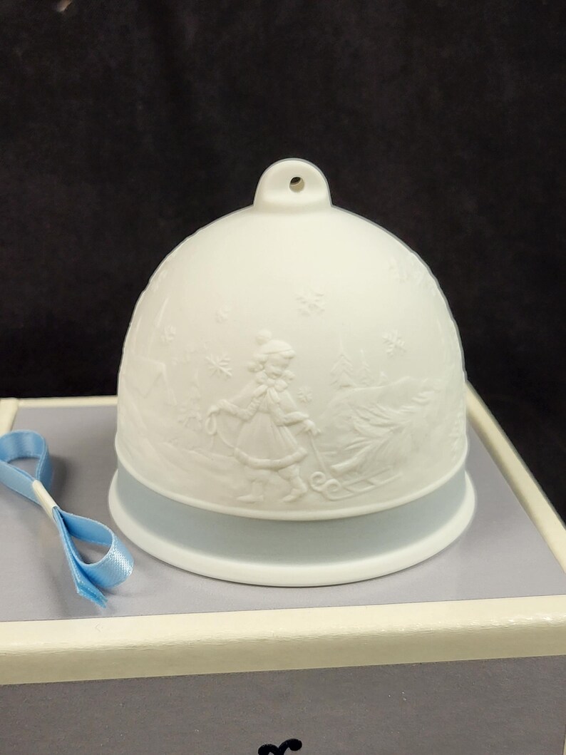 Lladro Bell Collection - Thumbnail 3