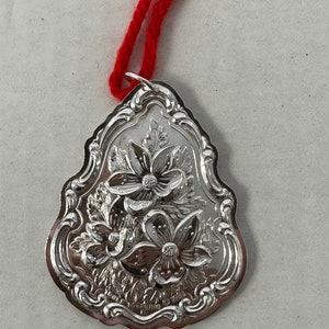 1983 Towle Sterling Silver Floral Medallion Ornament
