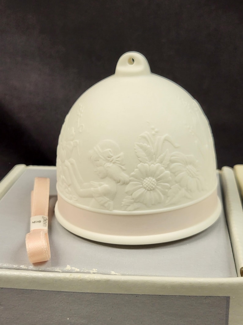 Lladro Bell Collection - Thumbnail 5
