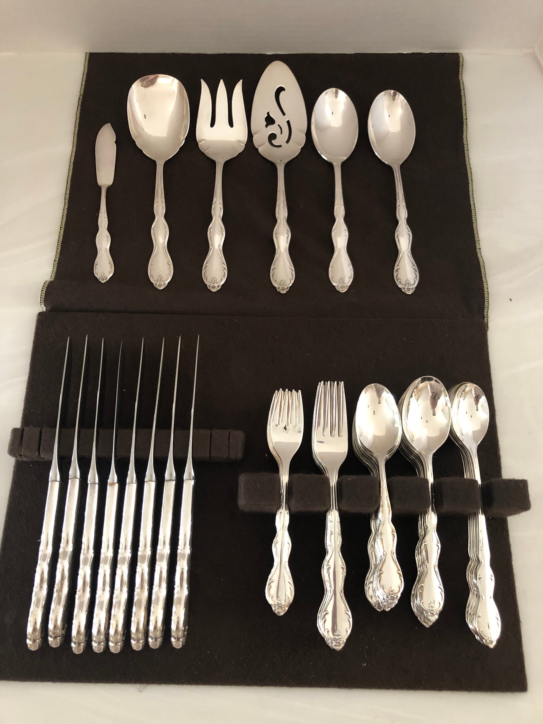 Wm. Rogers Camelot Melody Silverplate Service for 8 - Etsy