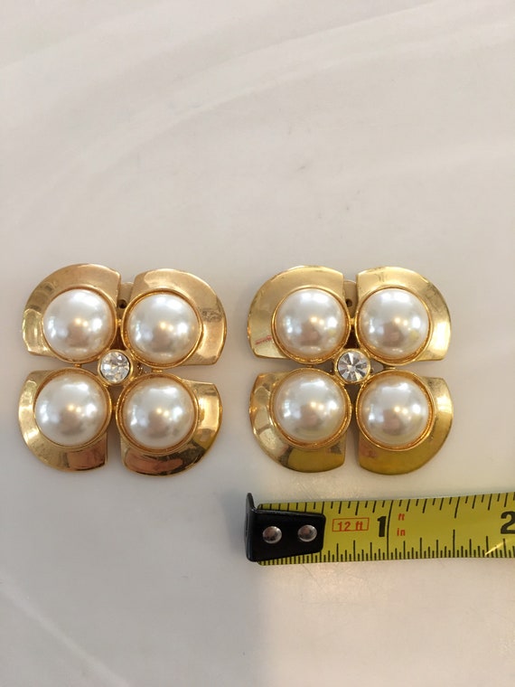 Vintage Tiffany & Co. 18K Gold Mabe Pearl Earrings | Pearl earrings, Mabe  pearl, Earrings