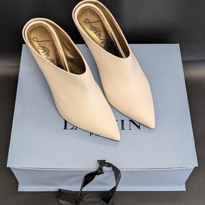 Lanvin Cream and Gold Mules Lanvin Curb Mules Sneakers | italist main image 4