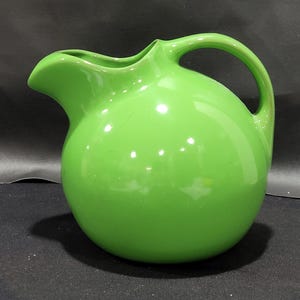 Vintage Hall Green Ball Pitcher, Pre-owned