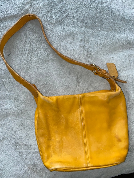 Vintage mustard yellow coach purse