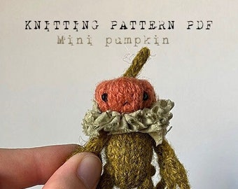 DIGITAL Knitting pattern for mini pumpkin spirit