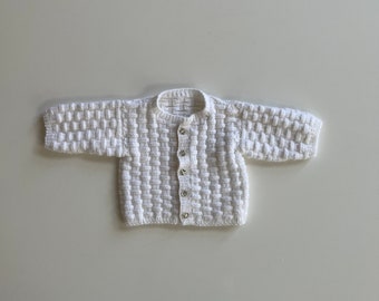 Vintage Handmade White Baby Knit Cardigan Basket Weave Knit Cardigan Baby with Fish Buttons Summer Baby Sweater Vintage Baby Gifts Unisex