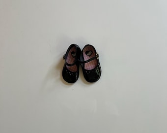 Vintage Baby Girl Shoes Black Patent Leather Mary Jane Shoes Infant Dress Shoes Black Shiny Shoes with Strap
