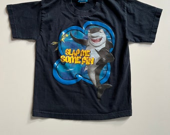 Vintage Dreamworks Shark Tale Kids Tee Shirt Navy Blue with Silk Screen Slap Me Some Fin and Puffy Paint Y2K Childrens Movie Tee 2004 Sharks