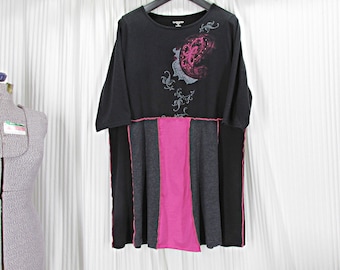 Plus Size 2X, Upcycled Tunic, Womens 18/20, Jersey Knit, T-shirt fabric, Short Sleeve,