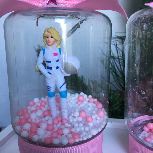 Barbie Mason Jar Snow Globe Ornaments, Barbie Ornaments, Mason Jar Scenery Ornament, mason Jar Christmas Tree Ornament, Astronaut