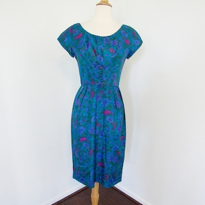 1950s Richly Colored Silk Floral Wiggle Dress in Figure-Flattering Design