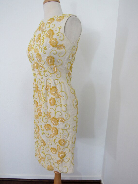 One-of-a-kind 1960s Cotton Wiggle Dress with Amaz… - image 3