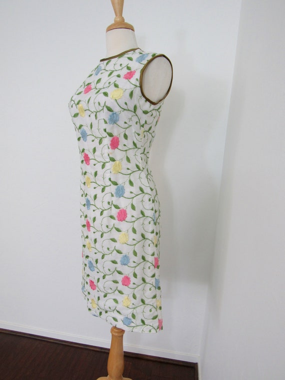 1950s - Early 1960s Lightweight Embroidered Cotto… - image 3