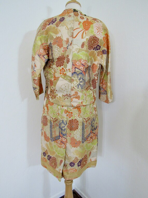 One-of-a-Kind 1950s - 60s Colorful, Asian Design … - image 6